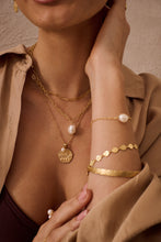 Load image into Gallery viewer, Ocean Dreamer Necklace - GOLD