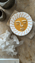 Load image into Gallery viewer, No. 18 ~ Golden
