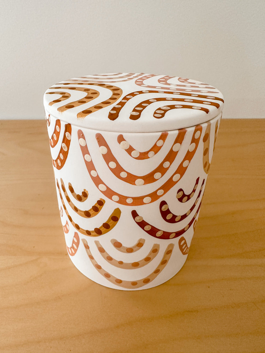 Sand Hills Porcelain Candle - Valerian, Neroli & Lavender