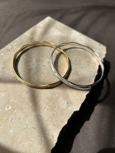 Ocean Dreamer Wave Bangle - SILVER
