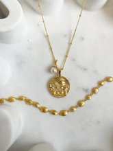 Load image into Gallery viewer, Ocean Dreamer Necklace - GOLD
