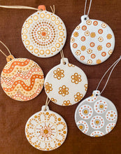 Load image into Gallery viewer, Ceramic Baubles - Round - Set of 6

